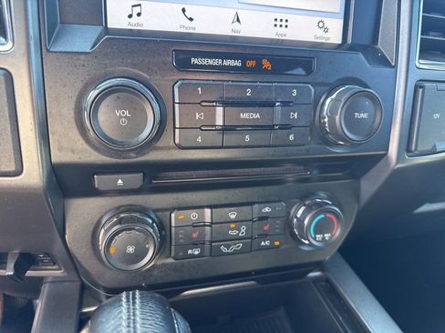 Used 2017 Ford F150 XLT w/ Equipment Group 302A Luxury image 15