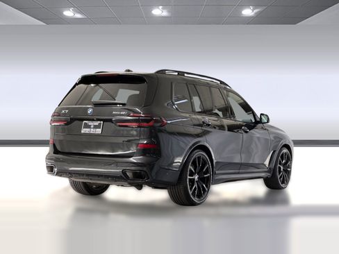 Used 2024 BMW X7 xDrive40i w/ M Sport Package AWD/4WD image 8