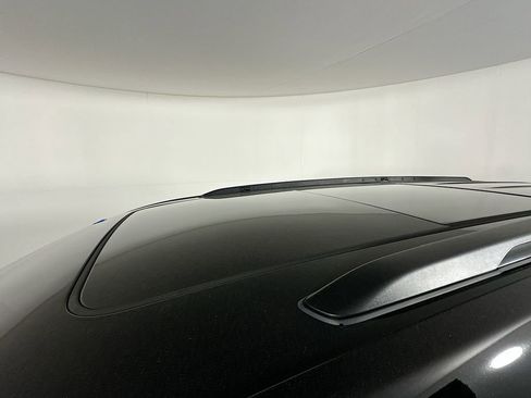 Certified 2025 Jeep Grand Cherokee L Limited w/ Luxury Tech Group II image 34