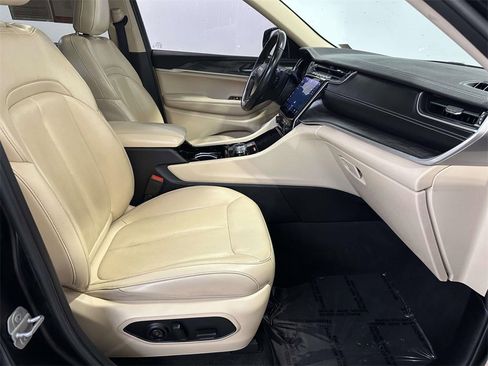 Used 2021 Jeep Grand Cherokee L Limited image 12