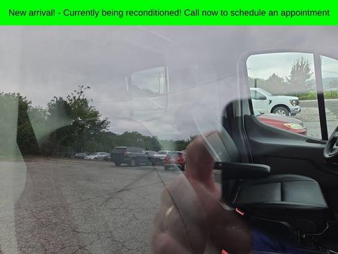 Used 2022 Ford Transit 250 Low Roof AWD image 8