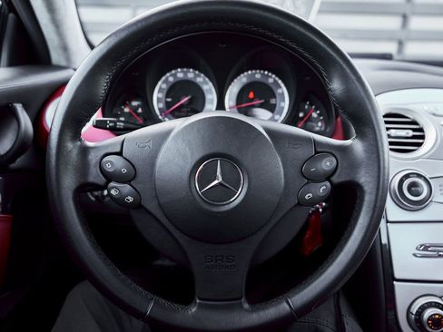 Used 2006 Mercedes-Benz SLR image 69