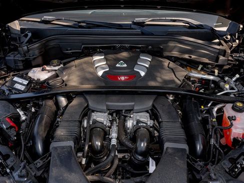 New 2024 Alfa Romeo Stelvio Quadrifoglio w/ Active Assist Plus Package image 37