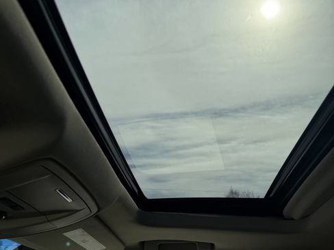 Used 2015 Chevrolet Tahoe LTZ image 19