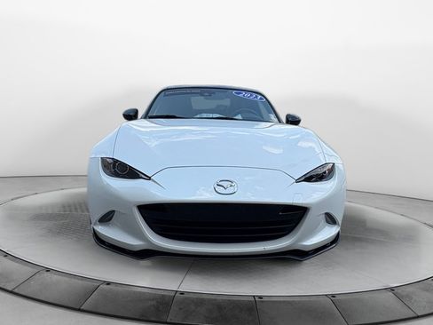 Certified 2023 MAZDA MX-5 Miata Club w/ Brembo/BBS Recaro Package RWD image 2