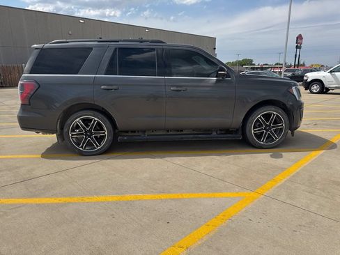 Used 2020 Ford Expedition Limited w/ Equipment Group 303A AWD/4WD image 5