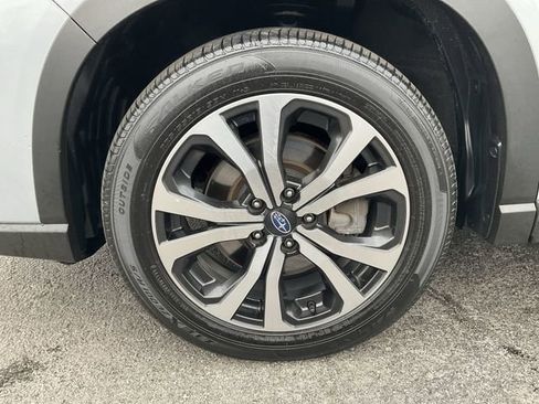 Used 2023 Subaru Forester Limited image 8