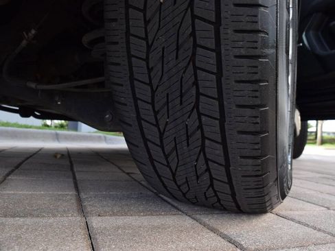 Used 2023 GMC Yukon XL SLT image 88