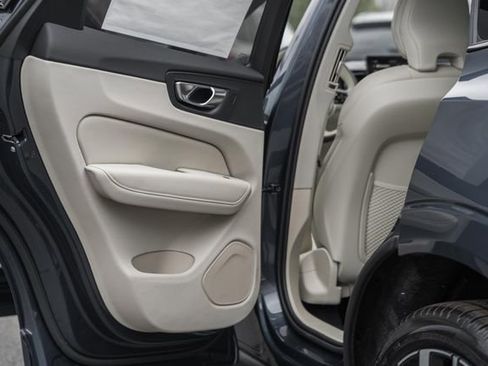 New 2026 Volvo XC60 T8 Ultra w/ Protection Package Premier image 36