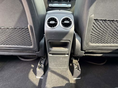 Certified 2021 Mercedes-Benz GLB 250 w/ Premium Package image 20