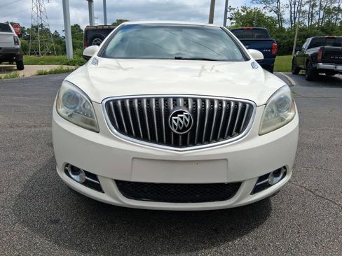 Used 2013 Buick Verano FWD image 2