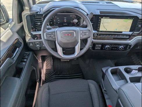 New 2026 GMC Sierra 1500 SLE w/ Preferred Package AWD/4WD image 10