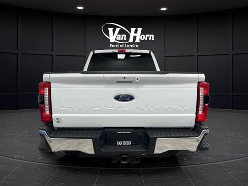 Used 2026 Ford F250 Lariat AWD/4WD image 6