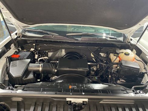 Used 2025 Chevrolet Silverado 2500 W/T w/ WT Convenience Package image 9