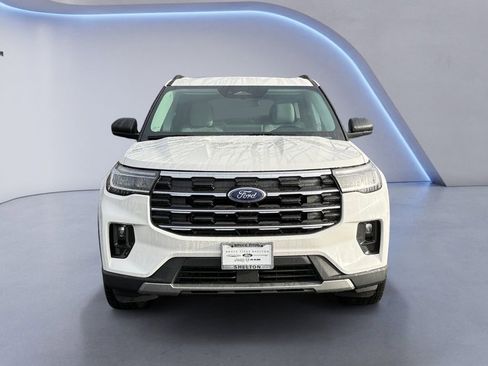 New 2026 Ford Explorer Active w/ Active Comfort Package AWD/4WD image 8