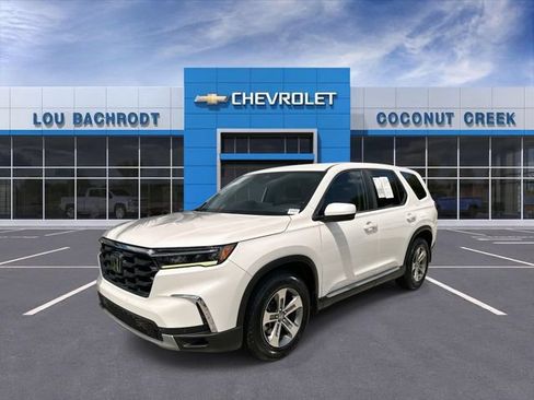 Used 2023 Honda Pilot EX-L image 4