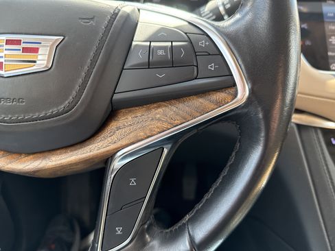 Used 2022 Cadillac XT5 Premium Luxury w/ Platinum Package AWD/4WD image 19