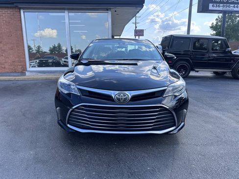 Used 2017 Toyota Avalon XLE FWD image 3