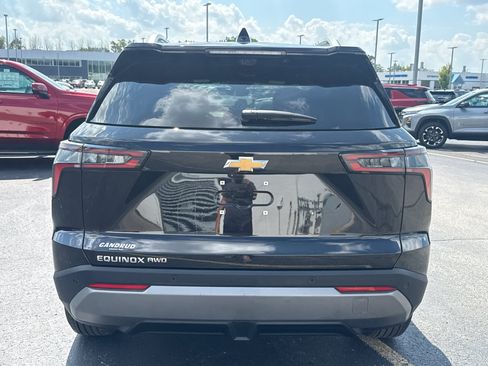 Certified 2025 Chevrolet Equinox LT w/ Convenience Package II AWD/4WD image 7