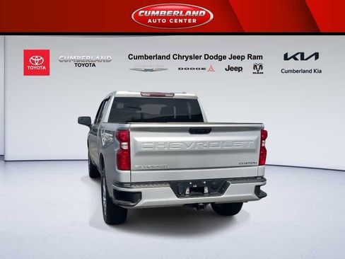 Used 2022 Chevrolet Silverado 1500 Custom image 7