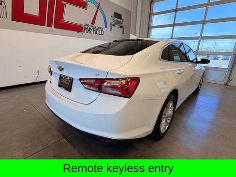Used 2022 Chevrolet Malibu LT image 4