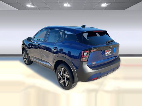 New 2026 Nissan Kicks SV image 3