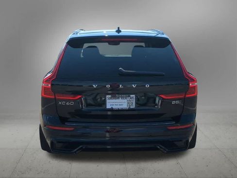 Certified 2025 Volvo XC60 B5 Ultra w/ Protection Package Premier AWD/4WD image 5