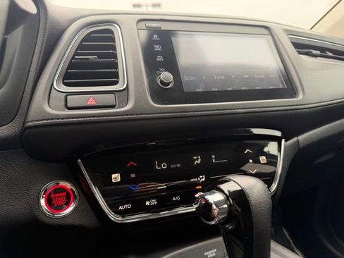 Used 2021 Honda HR-V EX image 22