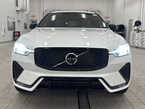 New 2026 Volvo XC60 B5 Plus w/ Protection Package Premier image 10