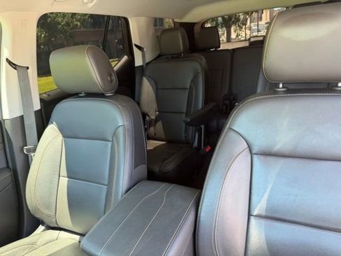 Used 2020 Chevrolet Traverse RS w/ LPO, Floor Liner Package FWD image 8