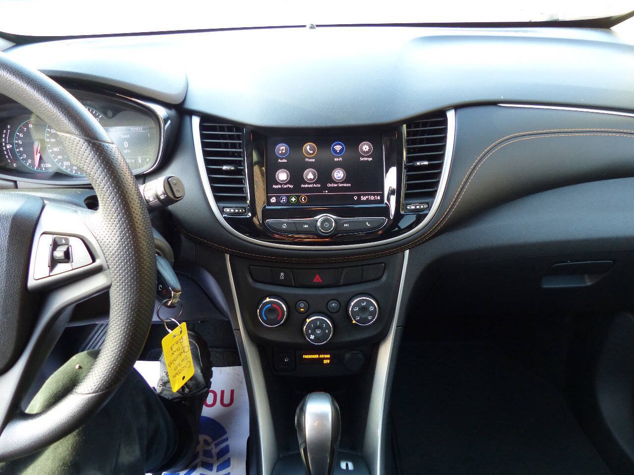 Used 2020 Chevrolet Trax LT FWD image 28