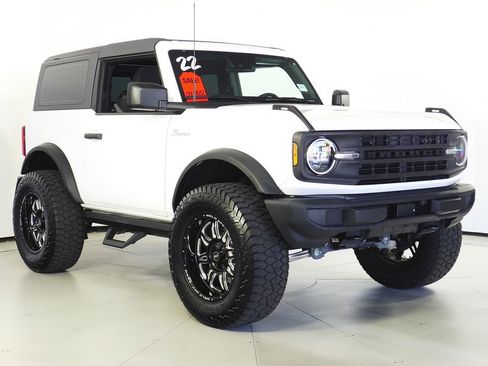 Used 2022 Ford Bronco 2-Door AWD/4WD image 4