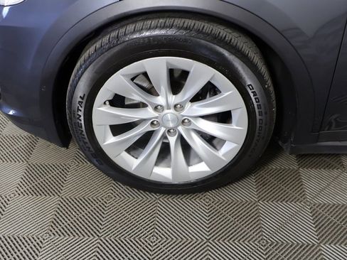 Used 2018 Tesla Model X 75D AWD/4WD image 19