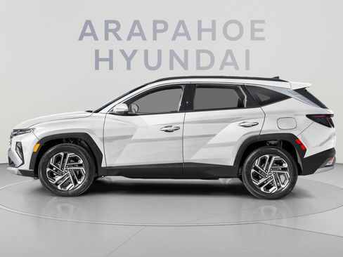 Used 2026 Hyundai Tucson Limited AWD/4WD image 3