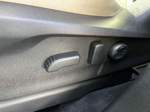 Used 2024 Subaru Ascent Limited image 16