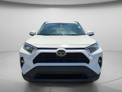 Used 2021 Toyota RAV4 XLE FWD image 4