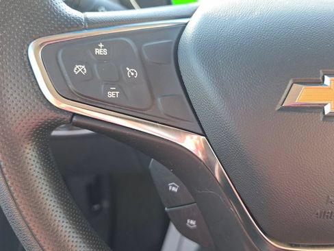 Used 2020 Chevrolet Bolt LT FWD image 27