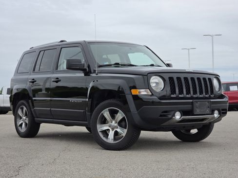 Used 2017 Jeep Patriot High Altitude AWD/4WD image 2