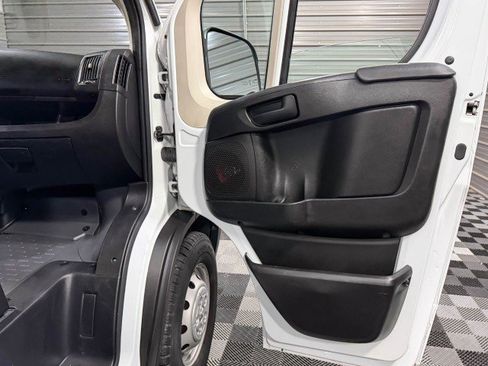 Used 2021 RAM ProMaster 2500 image 30