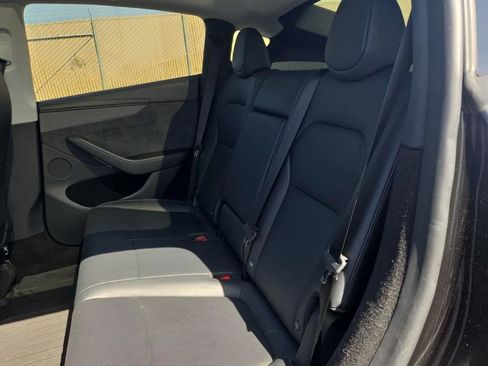 Used 2026 Tesla Model Y Long Range AWD/4WD image 8