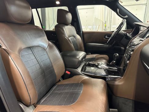 Used 2019 Nissan Armada Platinum w/ Captain's Chairs Package AWD/4WD image 31