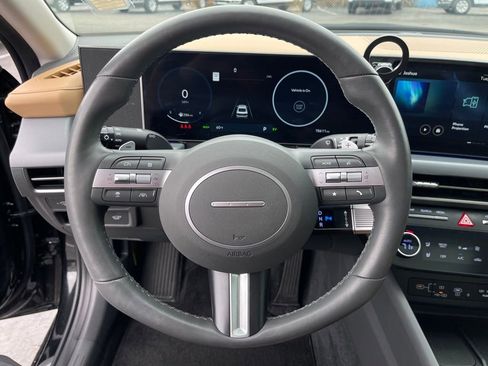 Used 2025 Hyundai Sonata Limited image 13