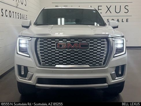 Used 2023 GMC Yukon XL Denali w/ Denali Reserve Package AWD/4WD image 9