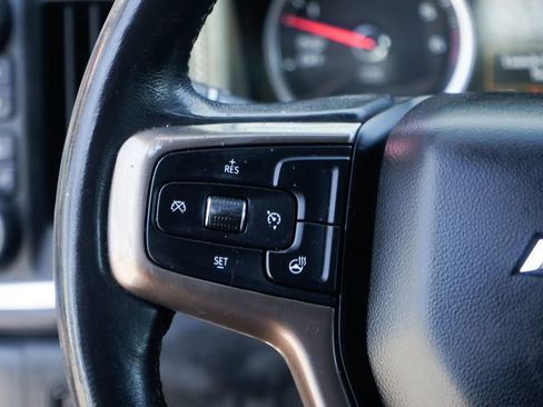 Used 2019 Chevrolet Silverado 1500 High Country AWD/4WD image 23
