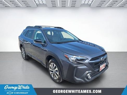Used 2023 Subaru Outback Premium AWD/4WD image 1