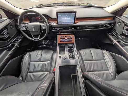 Used 2020 Lincoln Aviator Reserve w/ Equipment Group 201A image 25