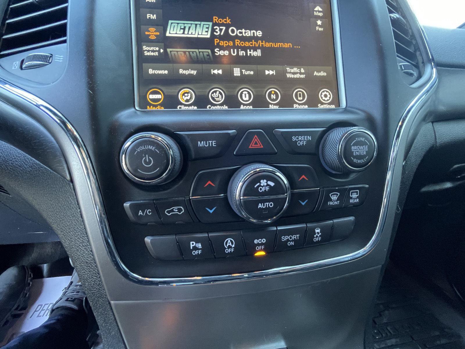 Used 2018 Jeep Grand Cherokee Altitude AWD/4WD image 20