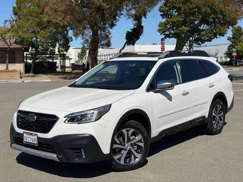 Used 2022 Subaru Outback Touring XT AWD/4WD image 1