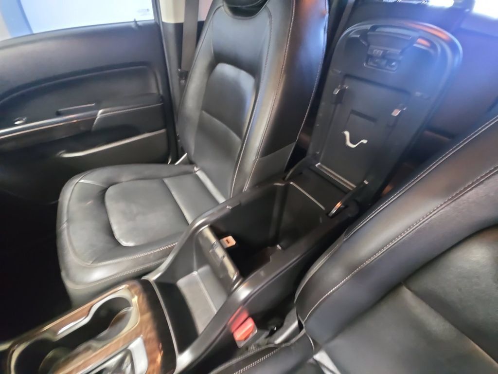 Used 2018 GMC Canyon SLT w/ Driver Alert Package AWD/4WD image 29