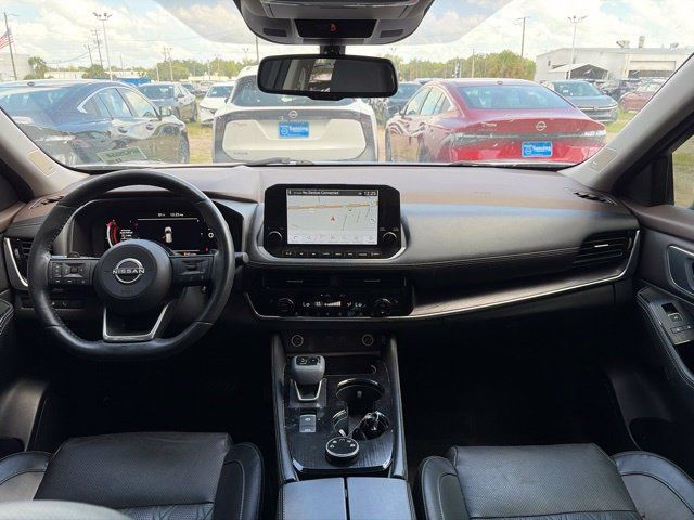 Used 2022 Nissan Rogue Platinum w/ Head-Up Display Package AWD/4WD image 25